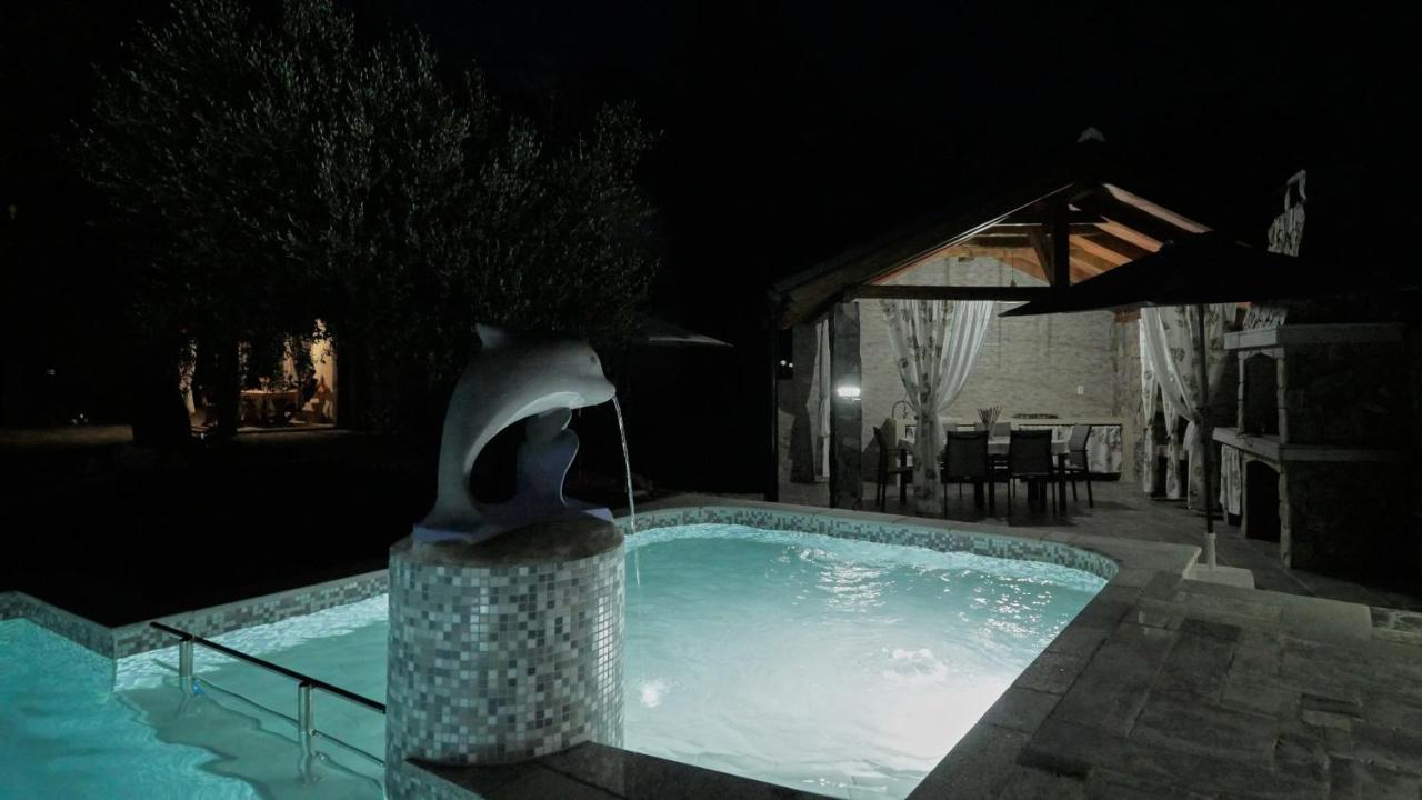 Villa Neval Gostinjac Exterior foto